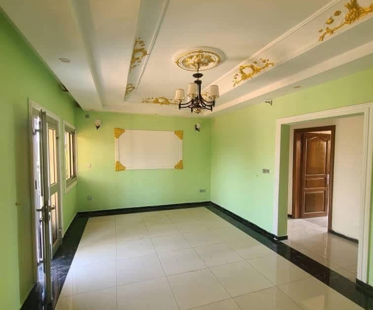 Bel appartement staffé à louer à Awae Escalier