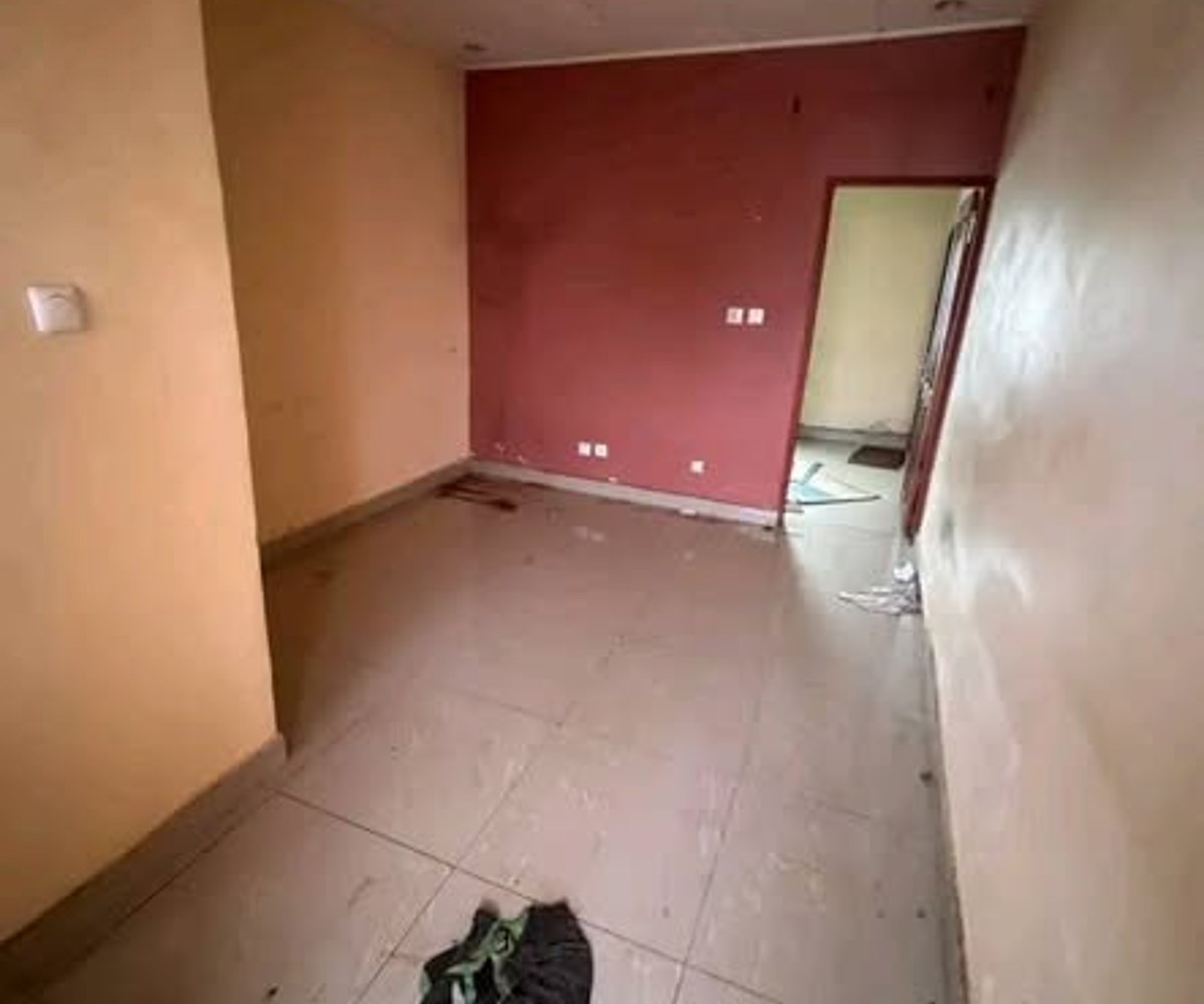 Studio moderne à louer à Ngousso