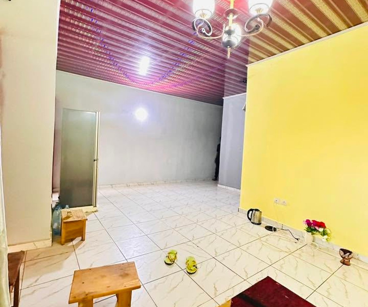 Studio haut standing à louer à Obobogo