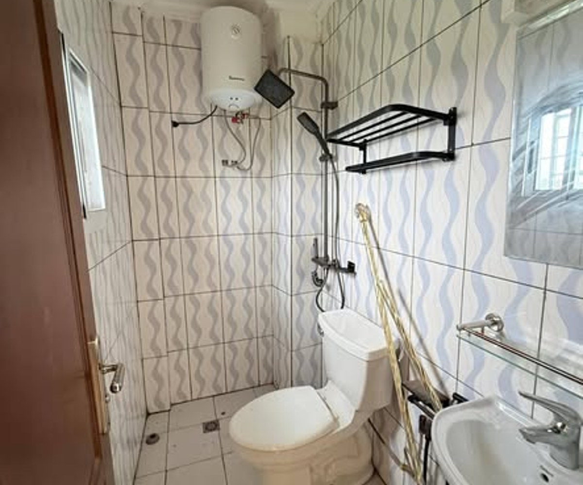 Chambre moderne à louer - Tsinga Village, Yaoundé