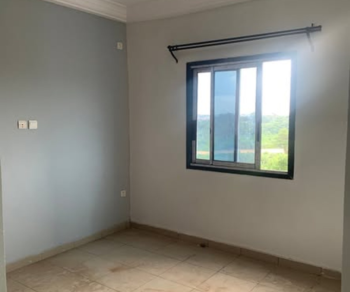 Chambre moderne à louer à Makepe