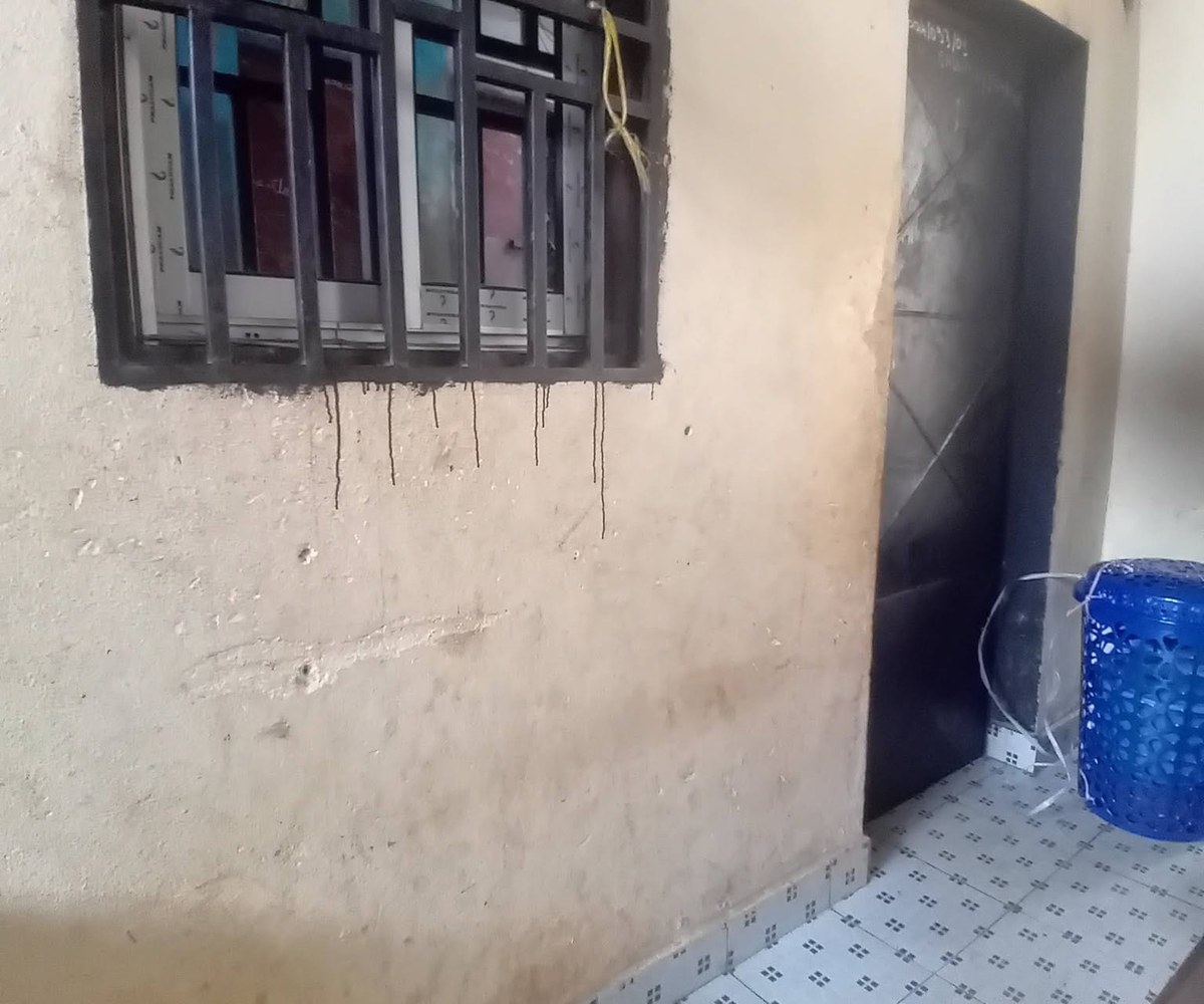 Chambre moderne à louer à Mimboman