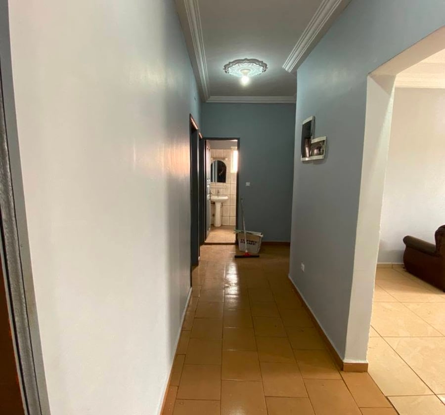 Appartement 3 chambres à Nkolmesseng