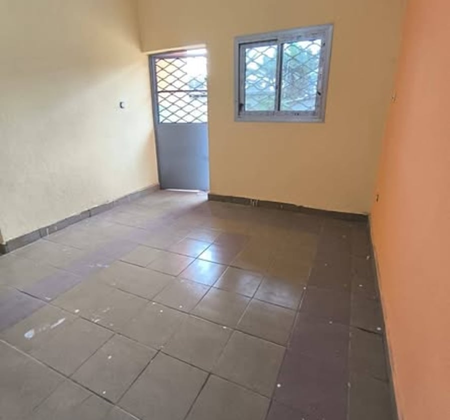 Studio moderne à louer - Ndogbong Bifaga