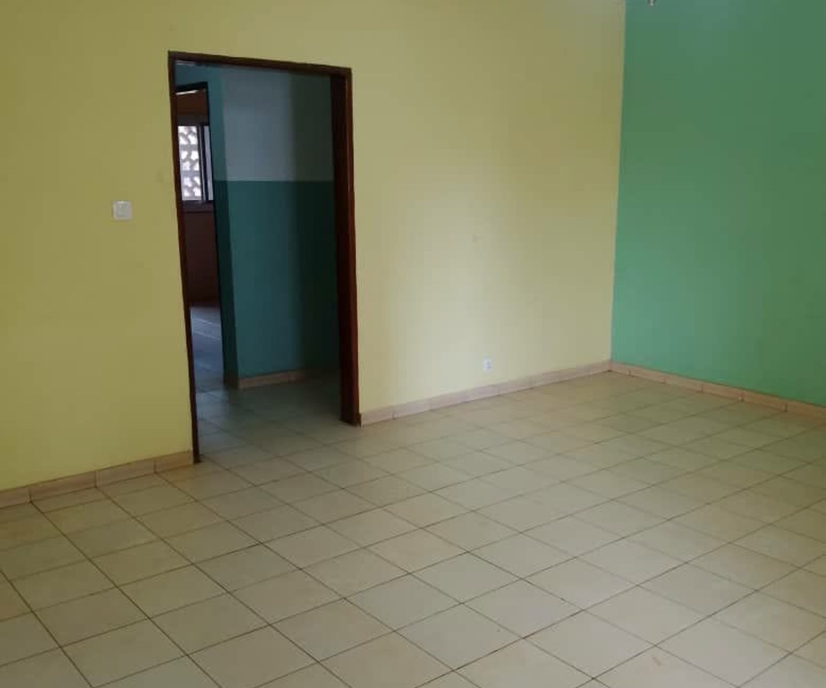 Appartement 3 chambres à louer - Omnisport, Yaoundé