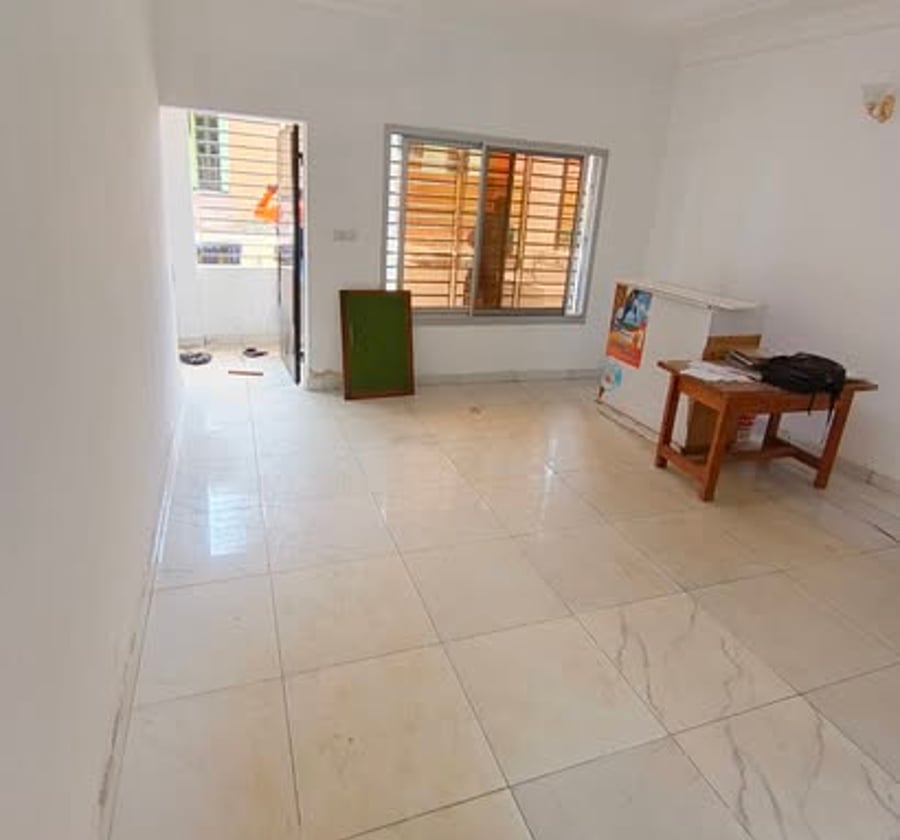 Appartement moderne staffé à Obobogo – 2 chambres
