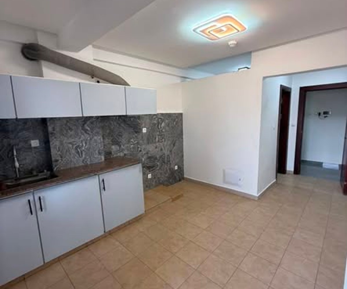 Appartement élégant non meublé à louer - Akwa, Douala