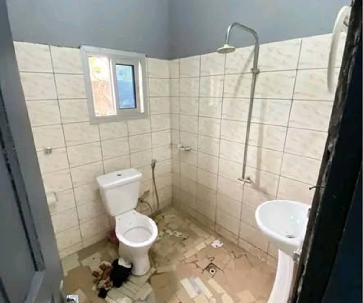 Grand appartement à louer à Makepe, Douala