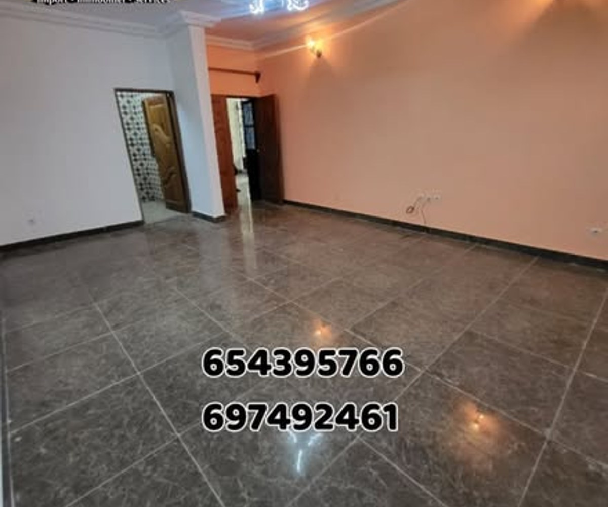 Appartement moderne à PK12, Douala