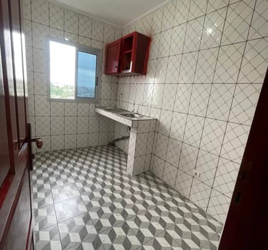 Studio moderne à Japoma