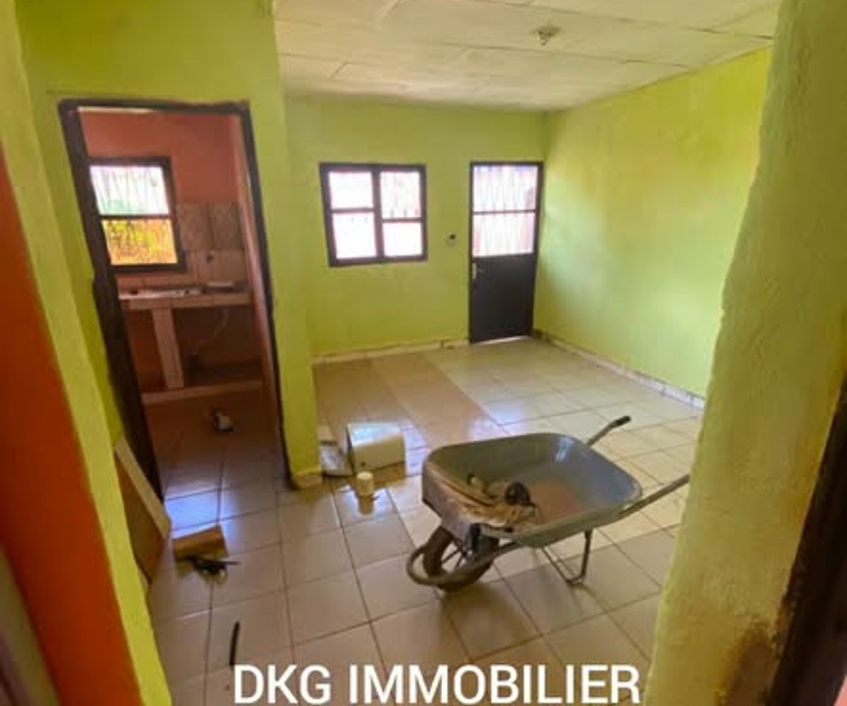 Appartement moderne 2 chambres à louer - Évêché, Douala