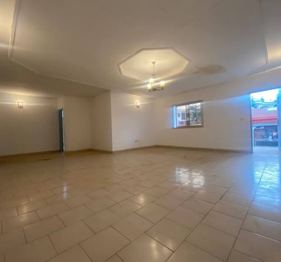 Appartement Moderne à Bastos