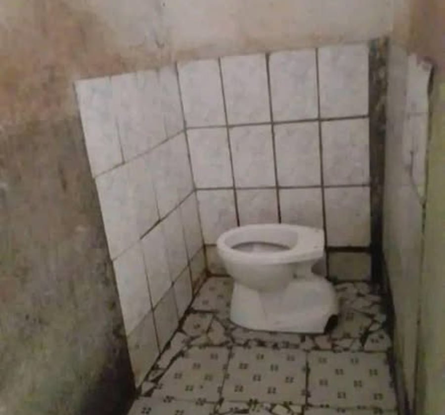 Chambre moderne à louer à Mimboman
