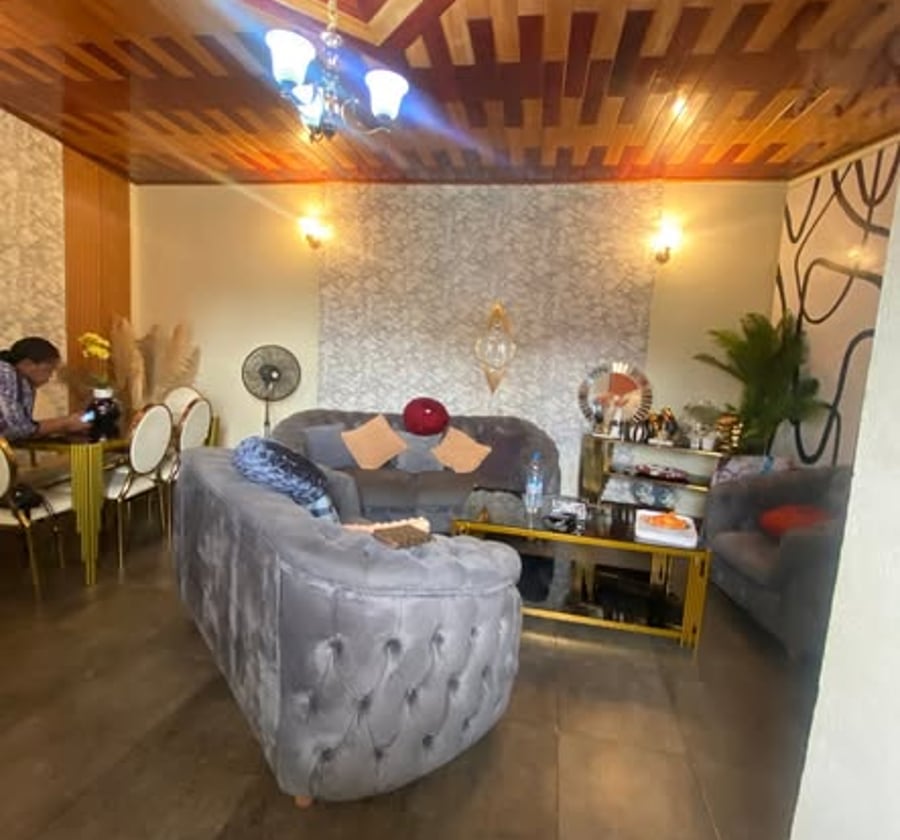 Appartement 2 chambres à Louer à Logpom Bassong