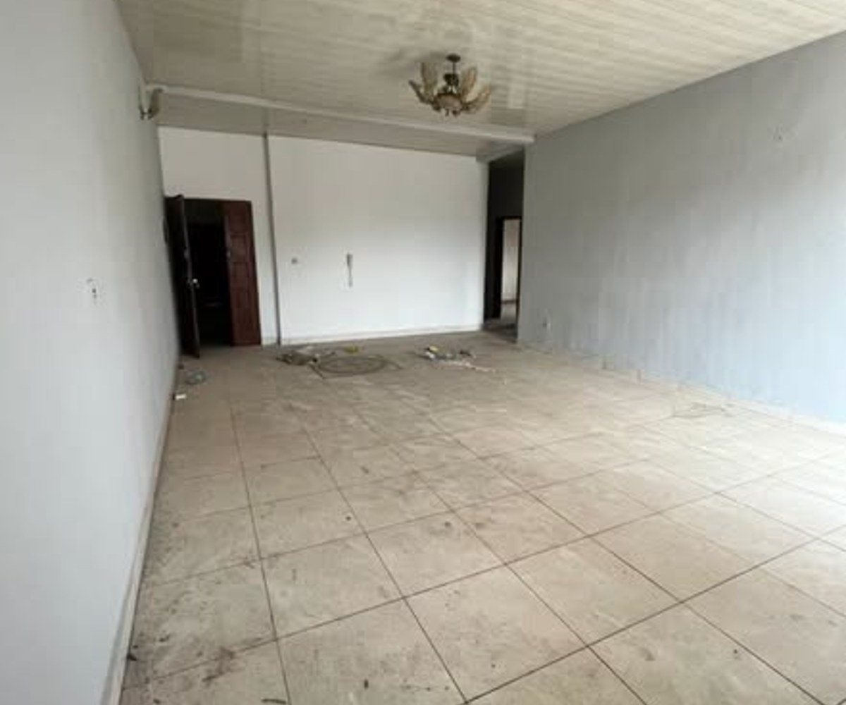 Très vaste appartement moderne à louer – Ndogbong