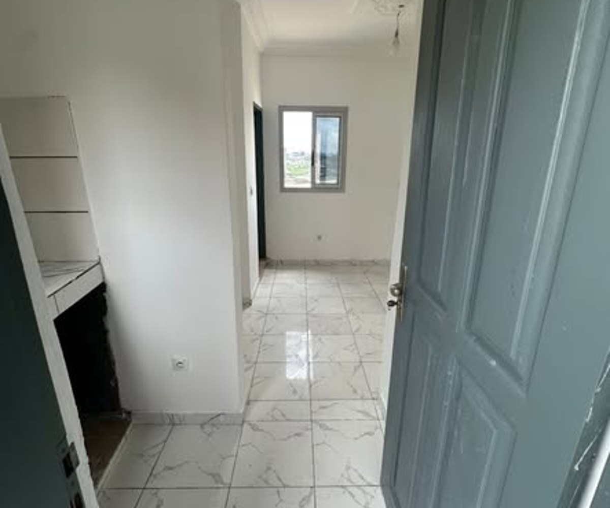 Chambre moderne à louer - Makepe Missoké