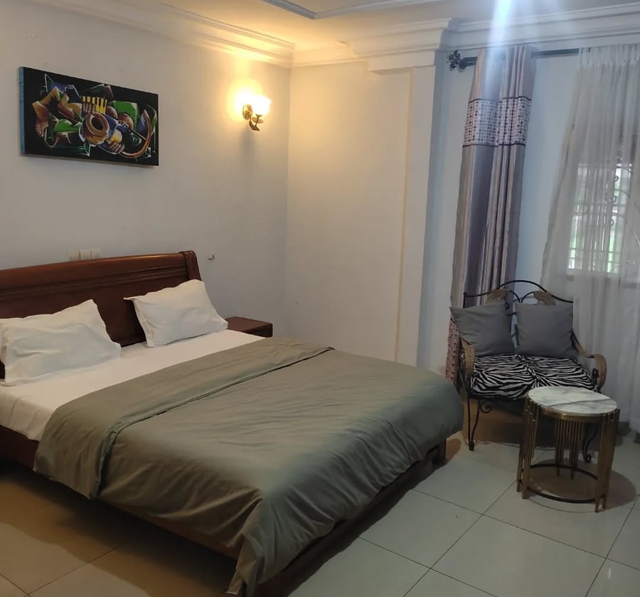 Chambres meublées à Yaoundé Nsimeyong