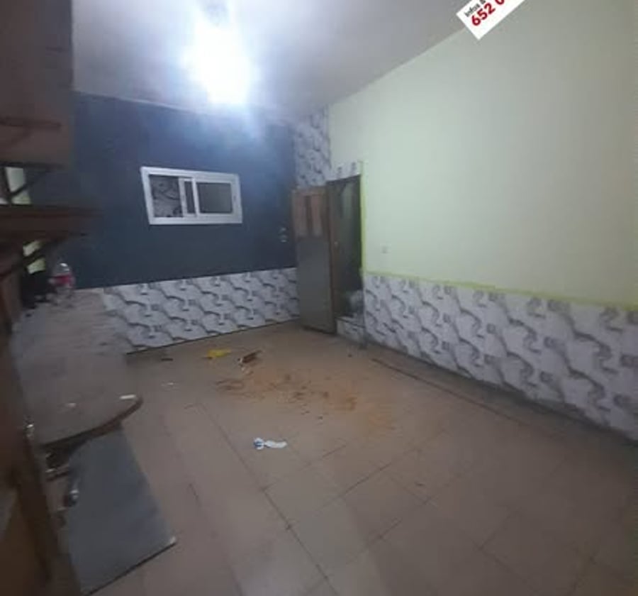 Grand studio moderne à louer - Deido