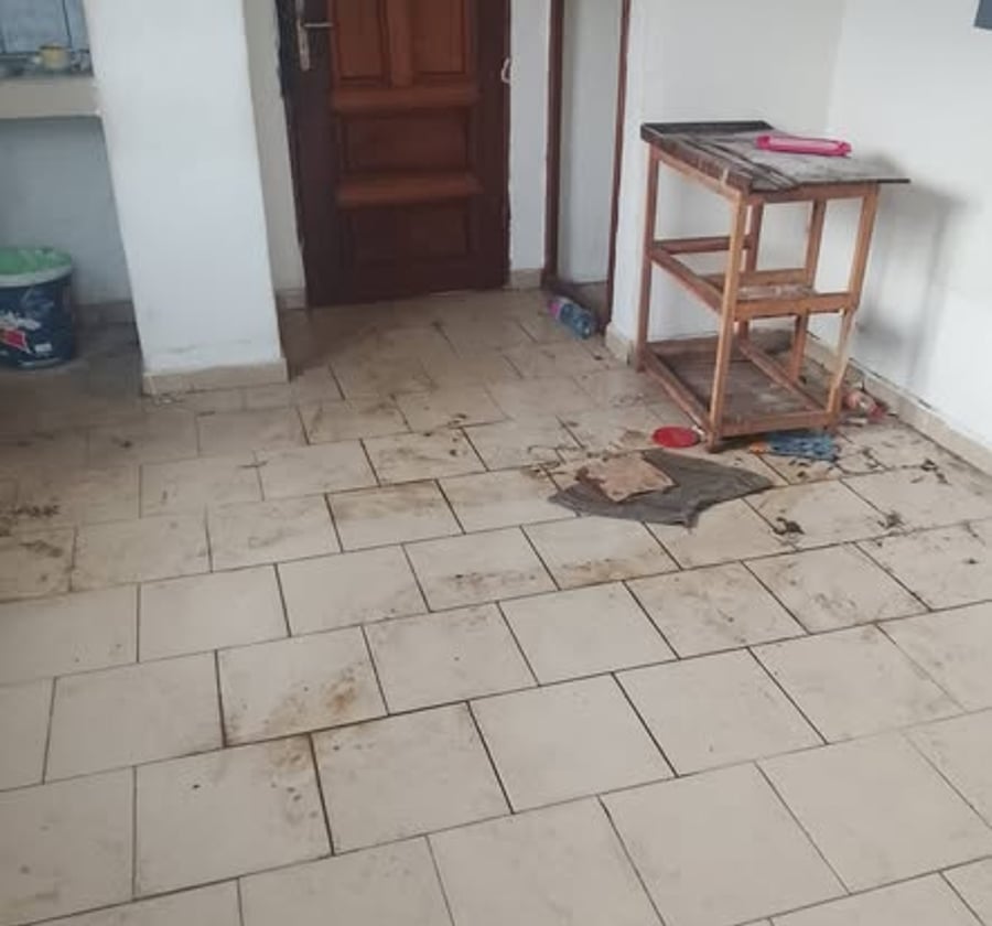 Chambre à louer à PK8, Douala