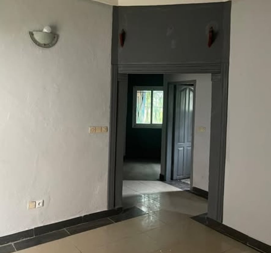 Appartement moderne 2 chambres à louer à PK14