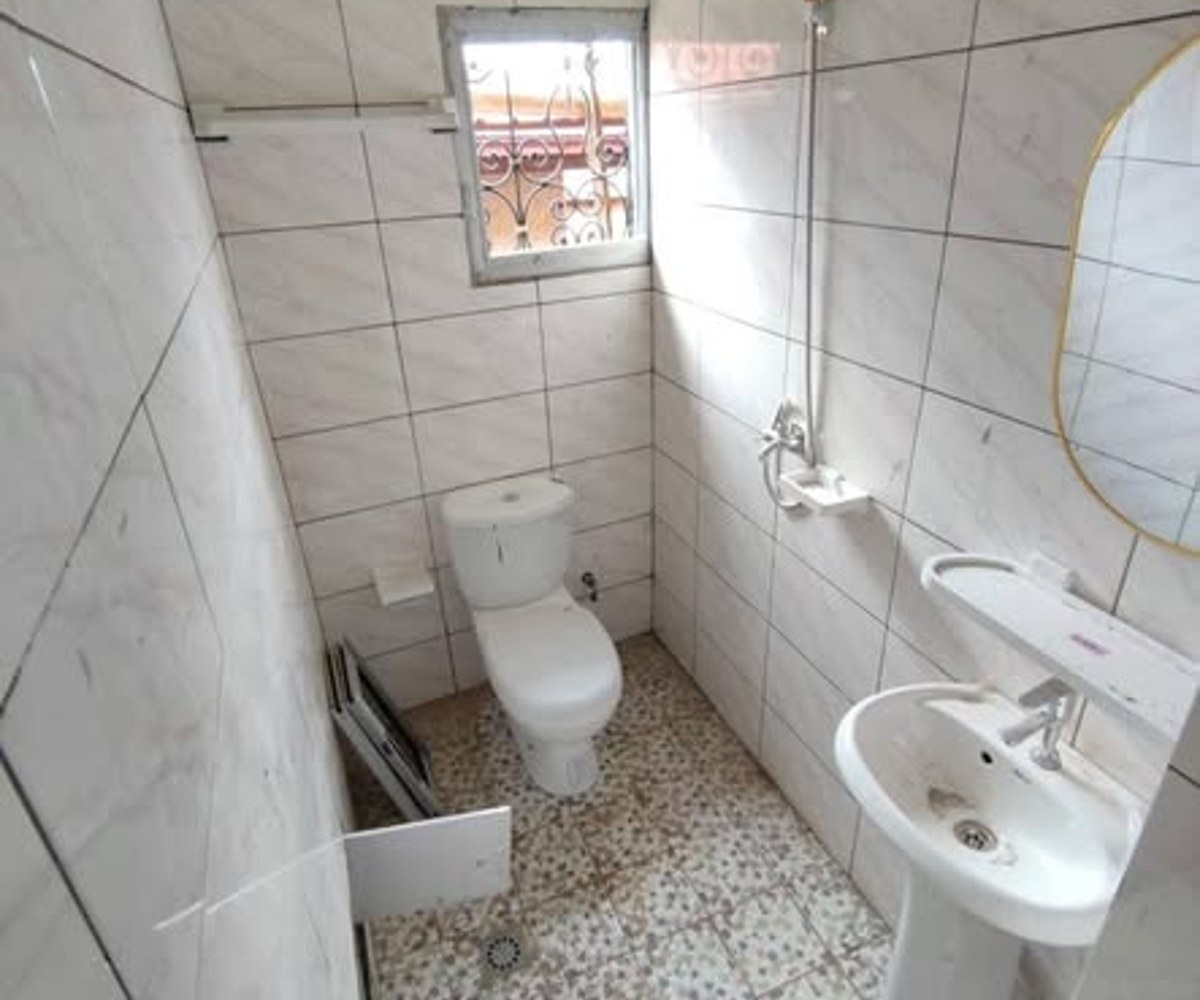 Studio neuf à Fourgerol, Yaoundé