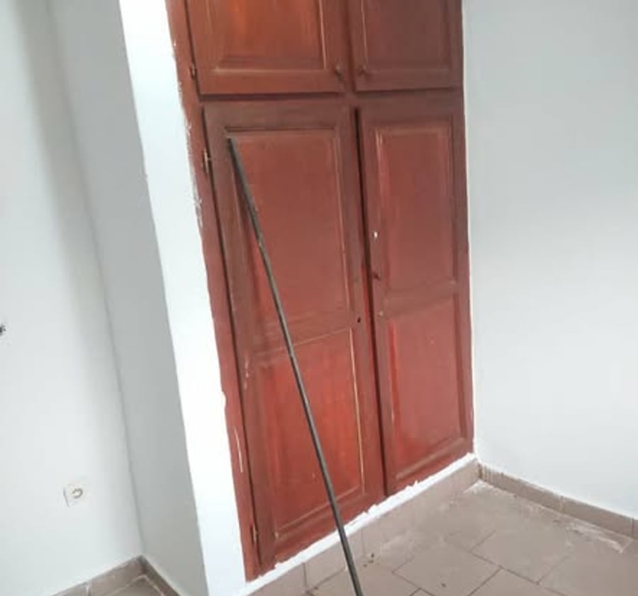 Studio moderne à louer à Nkoabang