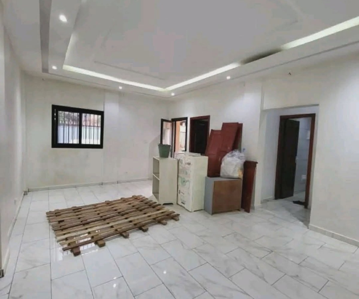 Appartement moderne à Efoulan