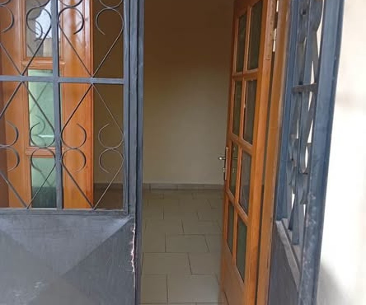 Studio moderne à louer - Mimboman, Yaoundé