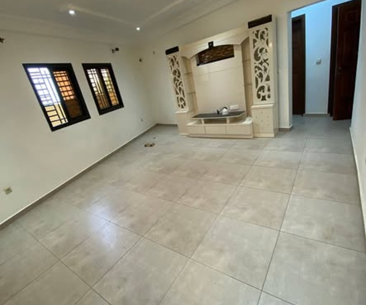 Appartement VIP à Titi Garage - 300 000 XAF/mois