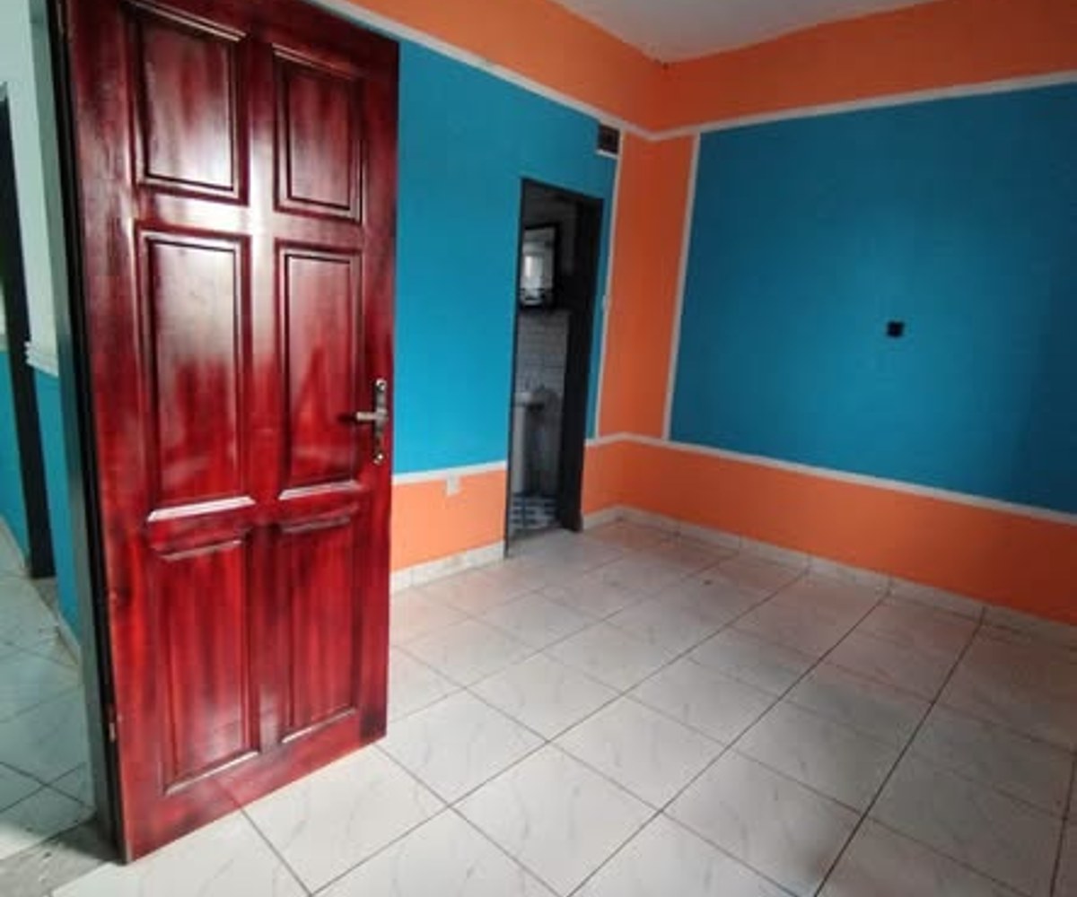 Studio moderne à louer à Nkoabang (Station AXX)