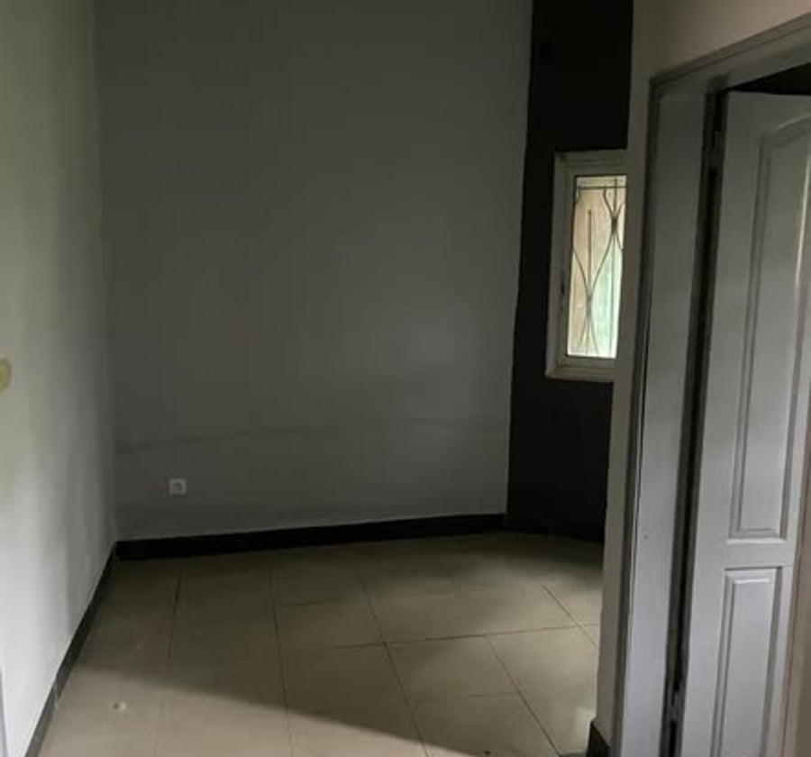 Appartement moderne 2 chambres à louer – PK14