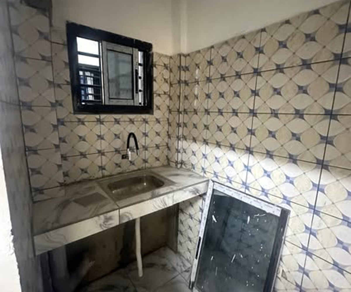 Appartement 3 pièces à PK 17 Douala - 30 000 FCFA/mois
