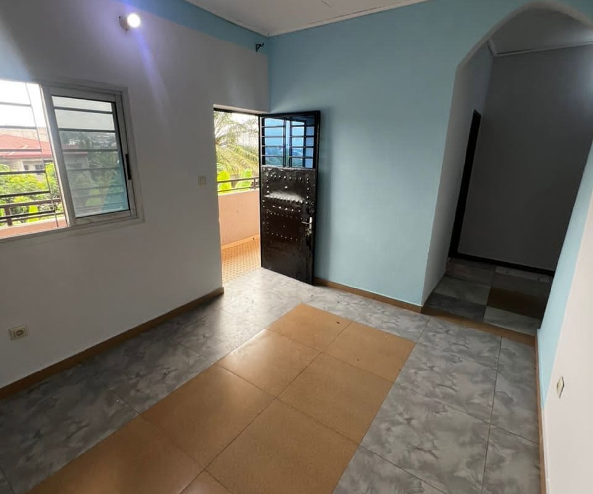 Studio moderne à louer - Yassa (Douala)