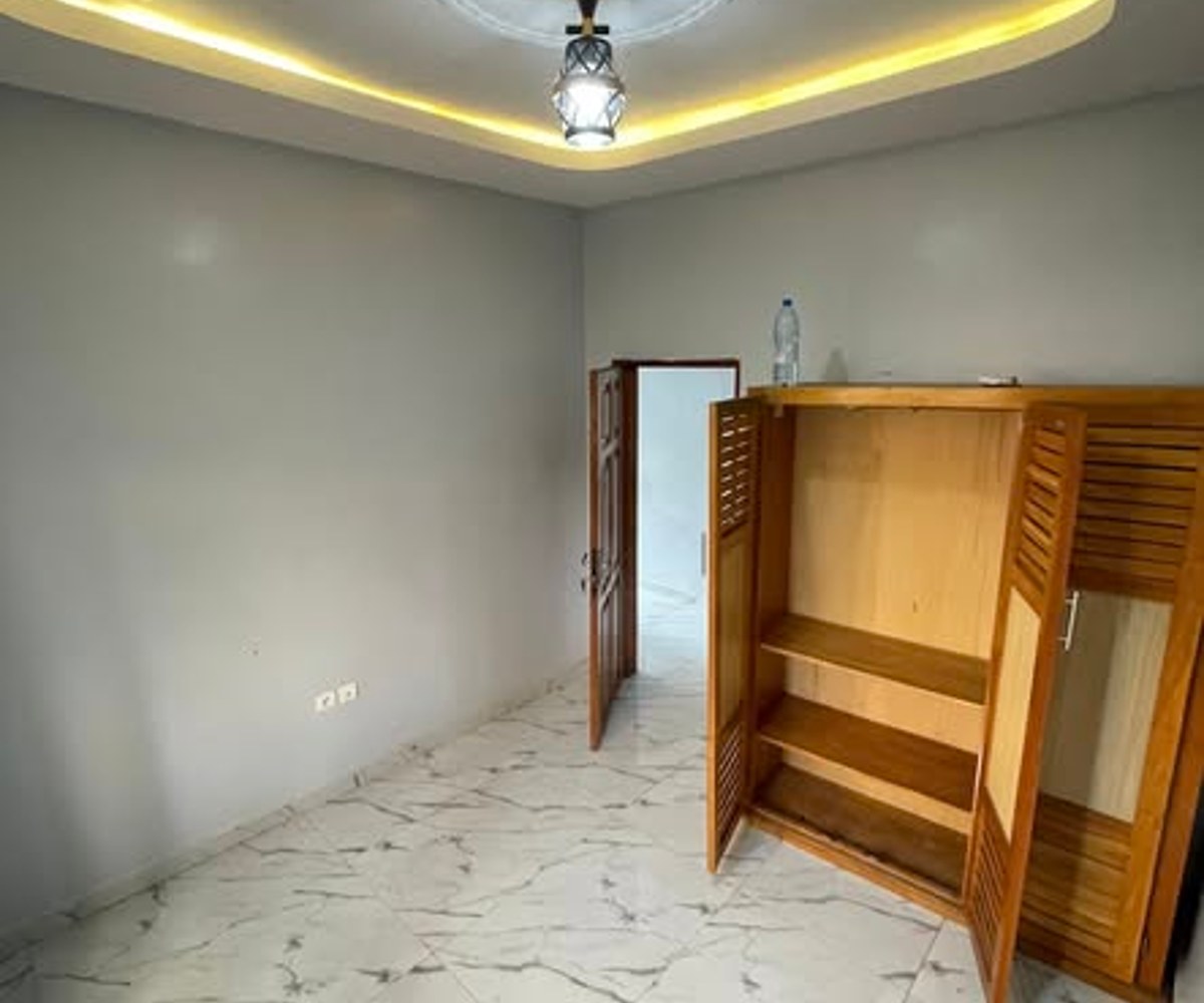 Studio moderne à louer au Rail Bonaberi