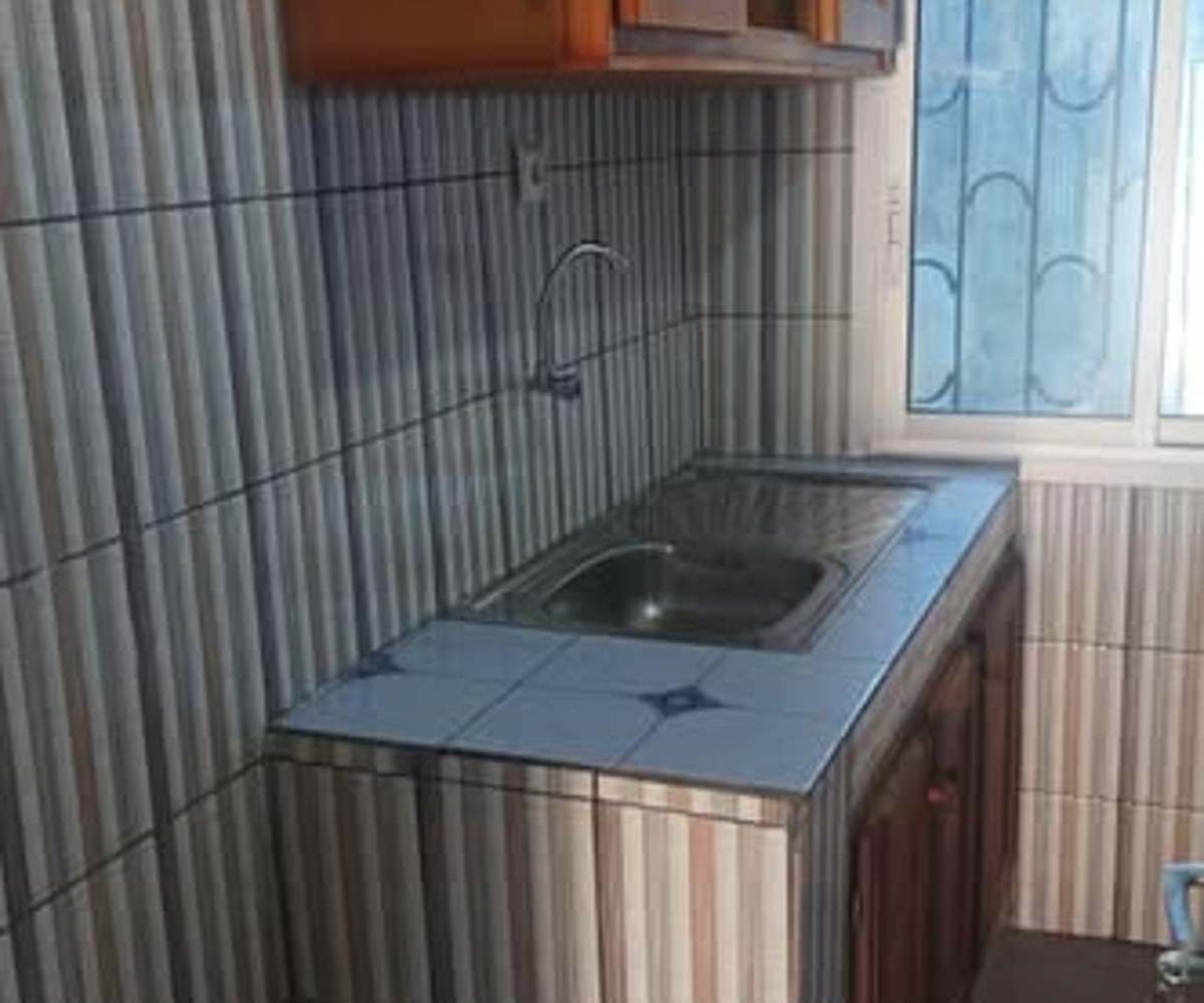 Studio moderne moyen standing à louer - Bonangang