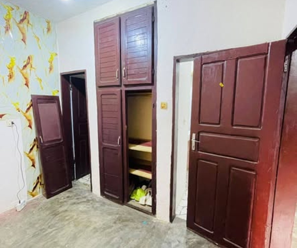 Chambre moderne 3 pièces - Ange Raphaël, Douala