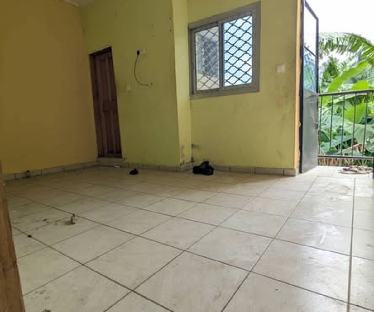 Chambre à louer à PK 14, Douala