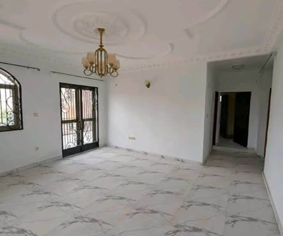 Appartement moderne à louer - Odza