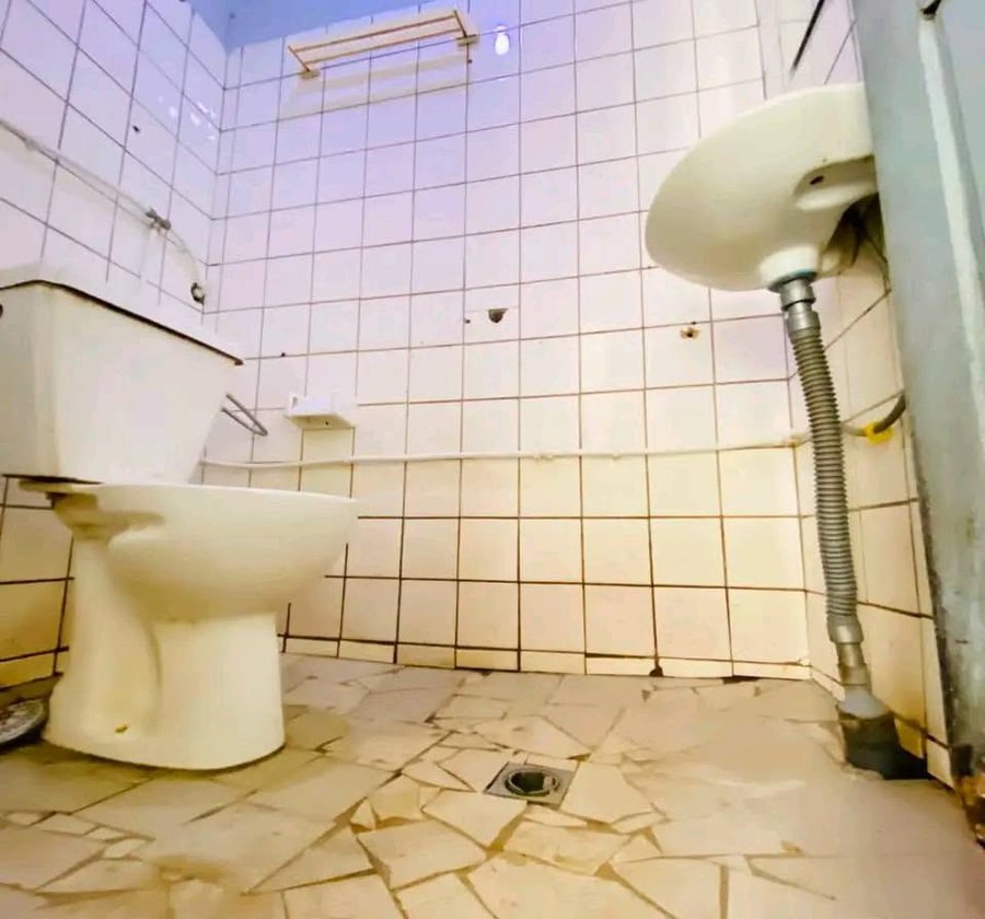 Studio moderne à louer - Logbaba Sonel