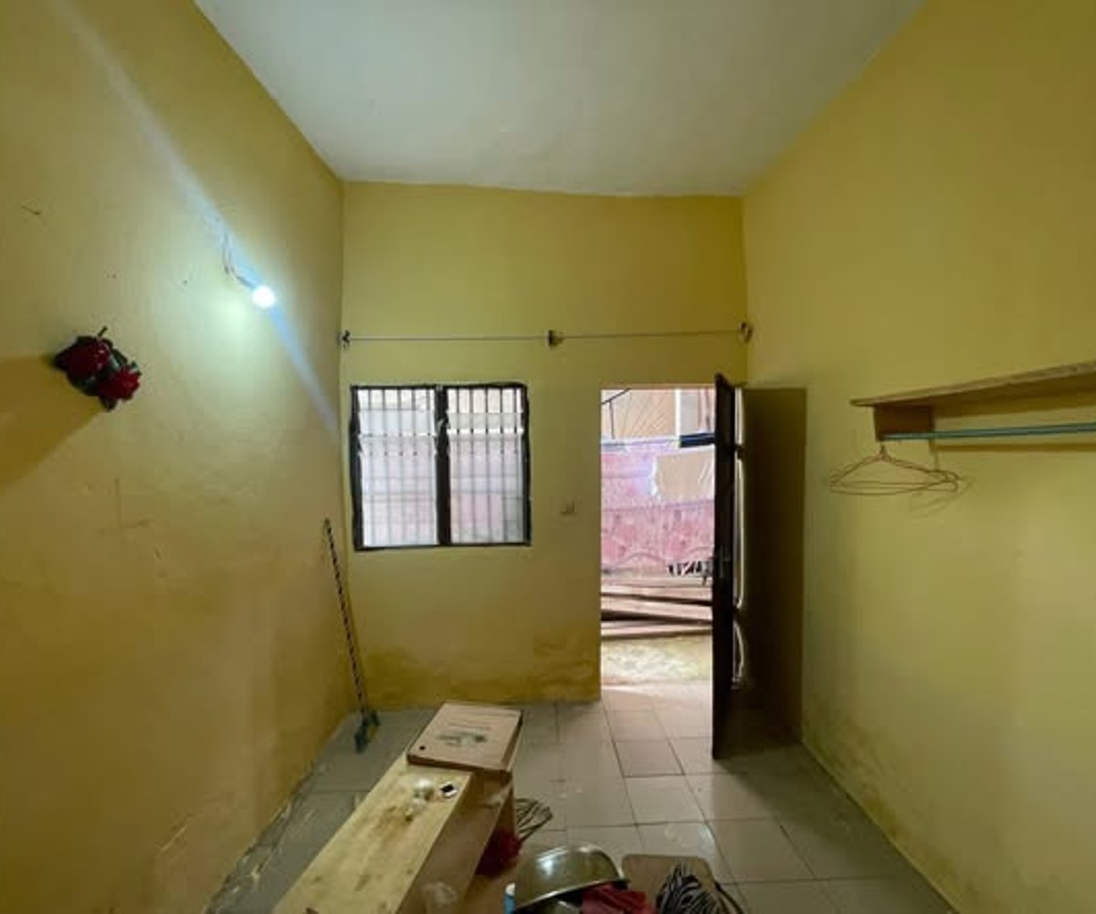 Chambre moderne à louer – Ngoa-Ekele, Yaoundé