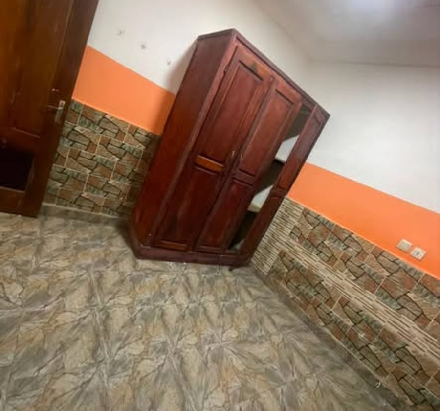 Studio moderne 4 pièces à Makepe BM