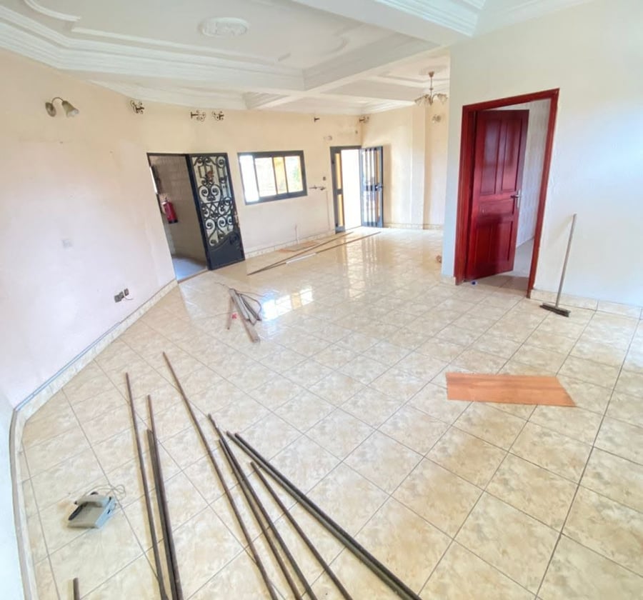 Appartement moderne à louer à Makepe