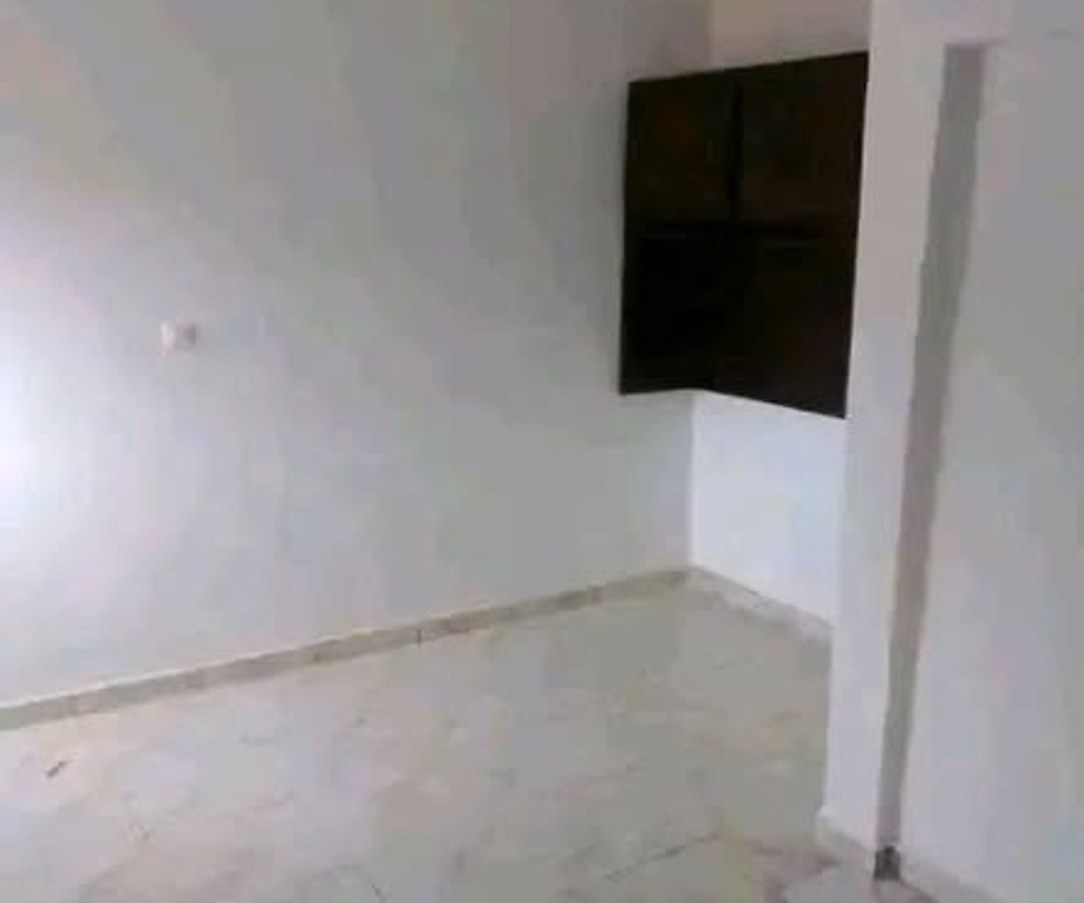 Grand studio moderne VIP à louer à Nkoabang