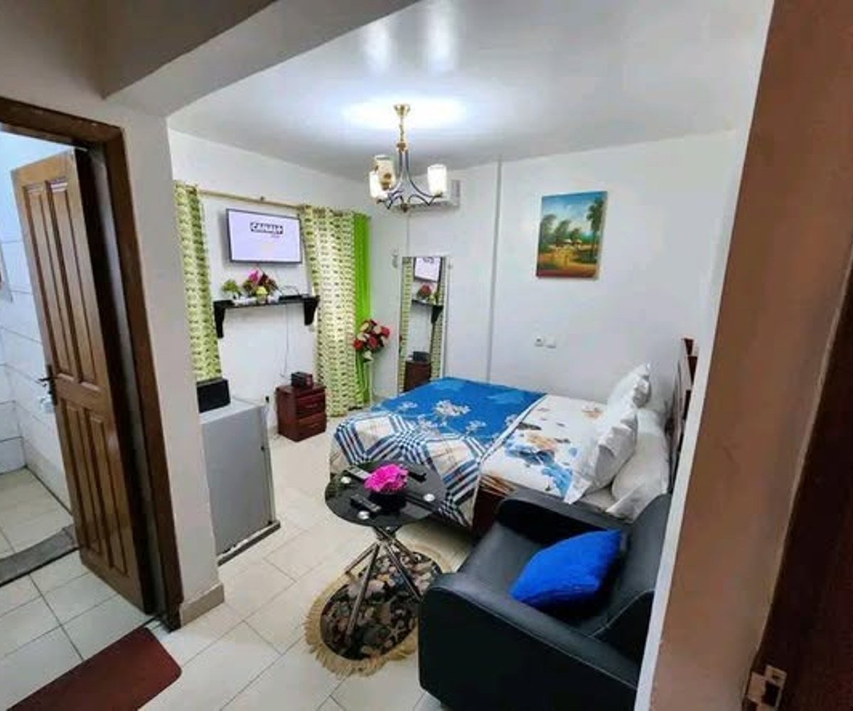 Chambre meublée à Biyem-Assi, Carrefour Scalom