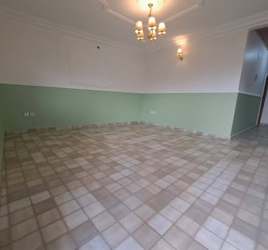 Appartement moderne neuf à louer – Nkolfoulou, Yaoundé