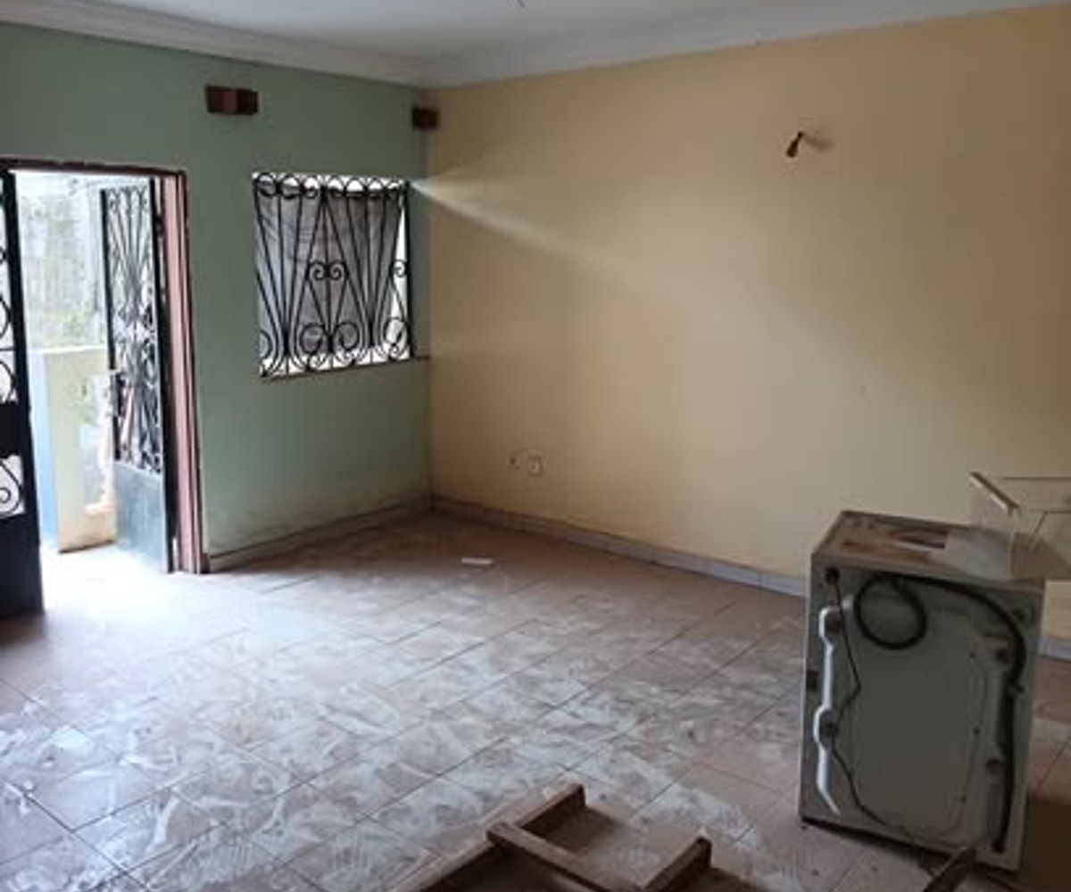 Appartement duplex en finition à Odza Messamendongo