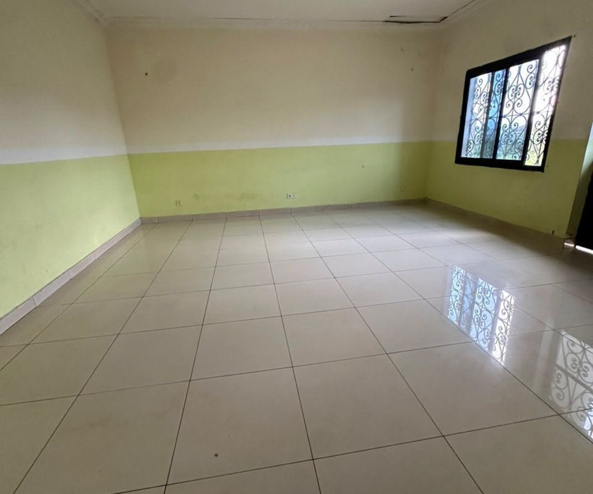 Vaste appartement moderne - Yassa, Douala