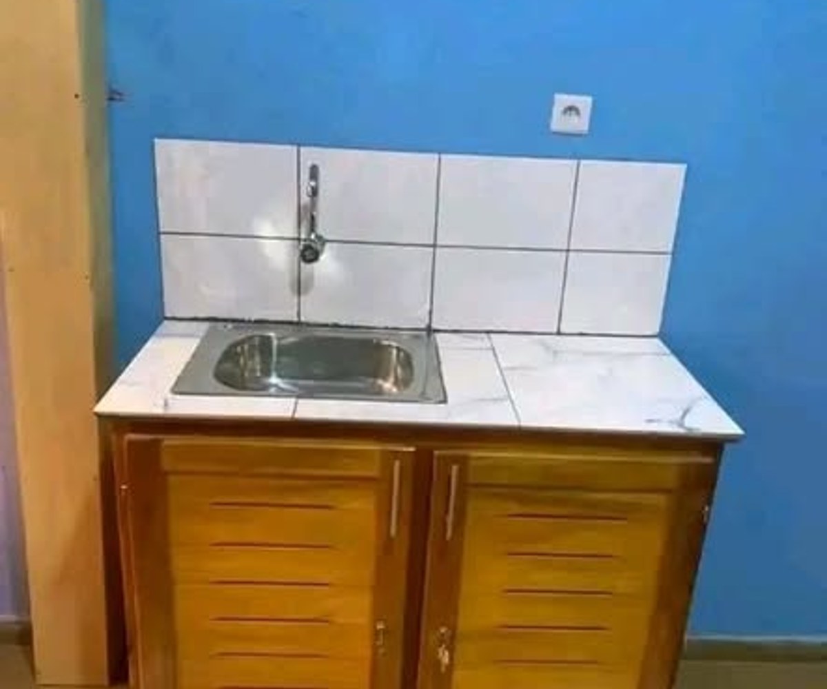 Chambre moderne à louer - Deido, Douala