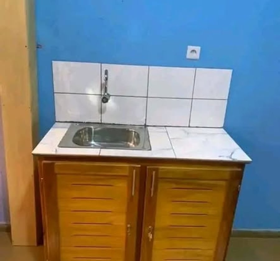 Chambre moderne à louer - Deido, Douala