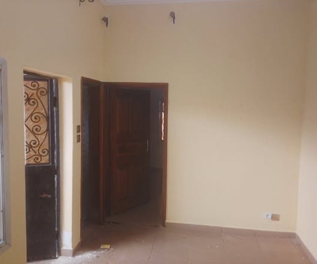Studio moderne à Essomba, Hôtel le Fibi